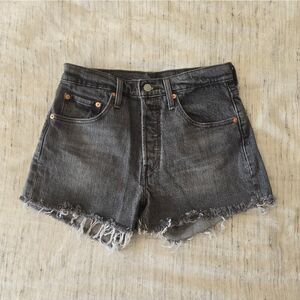 Levi’s 501 Original Jeans Cutoff Short – 27